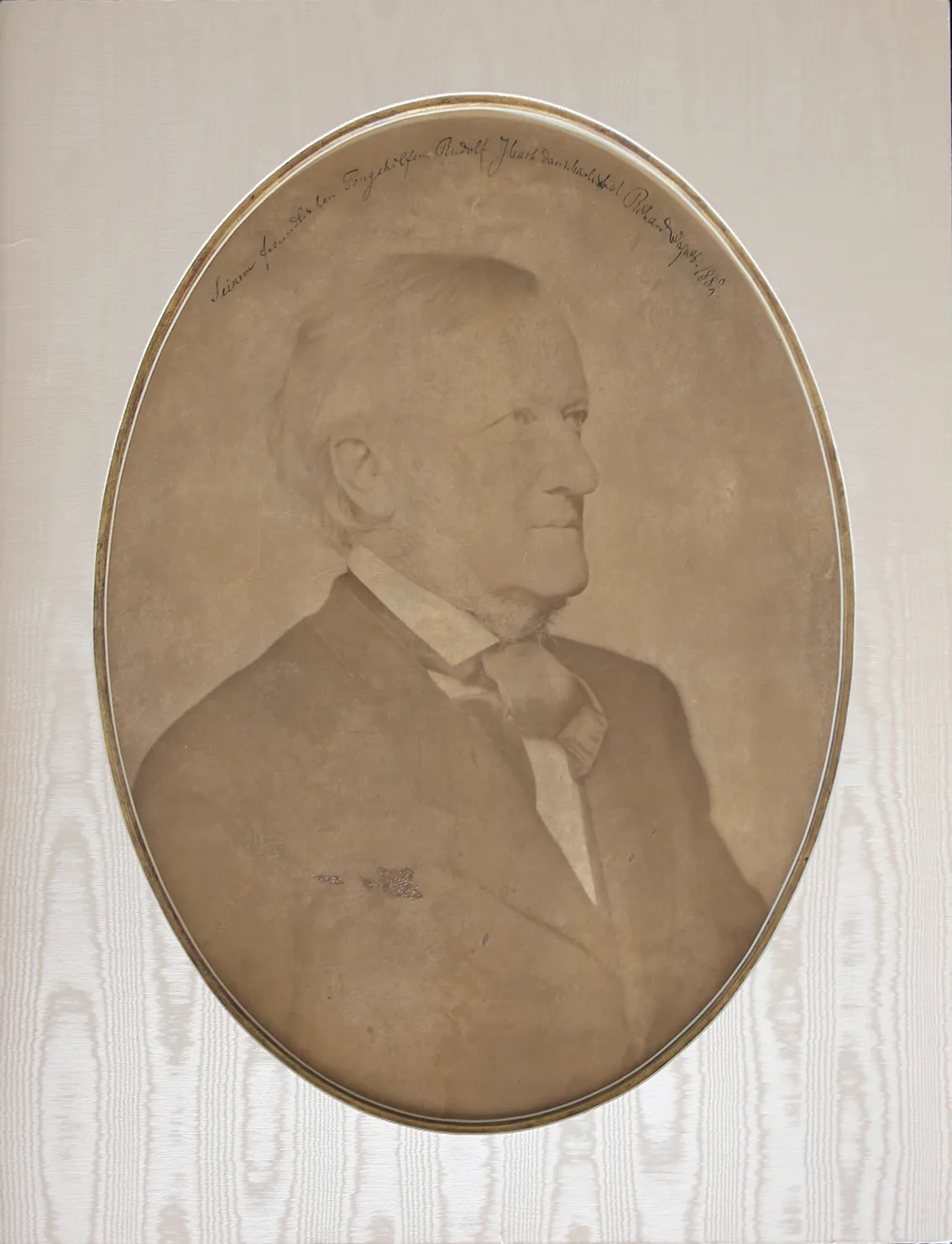 리하르트 바그너의 친필 서명이 담긴 포스터